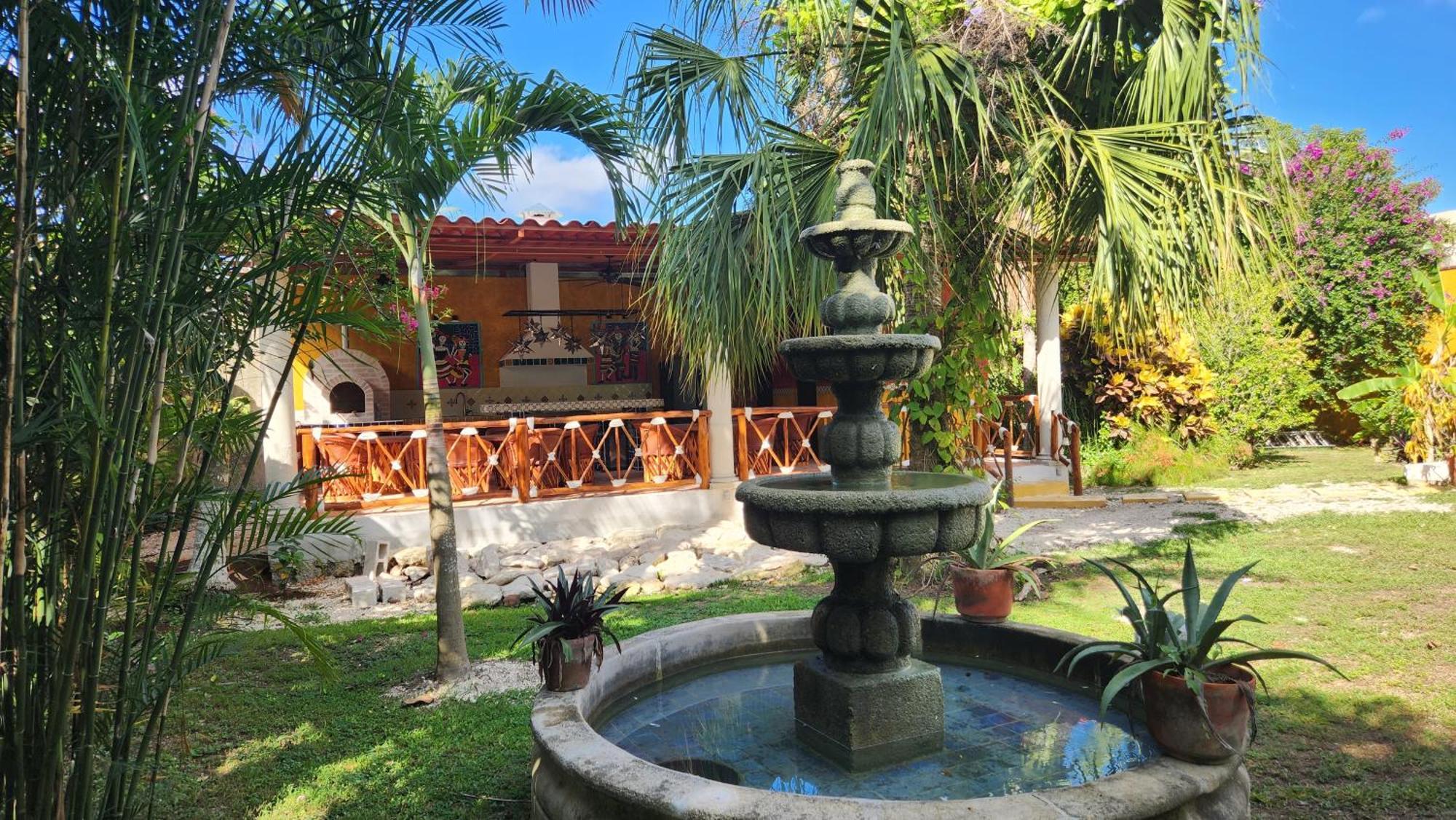 Casa Colonial Estate, Cozumel Villa *